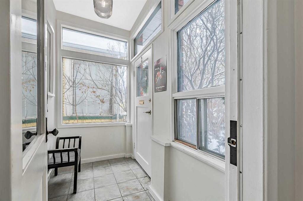 Picture for 430 15 Avenue NE