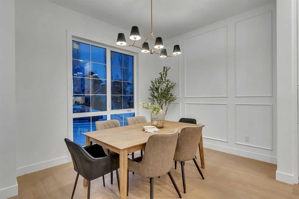 Picture for 223 29 Avenue NW