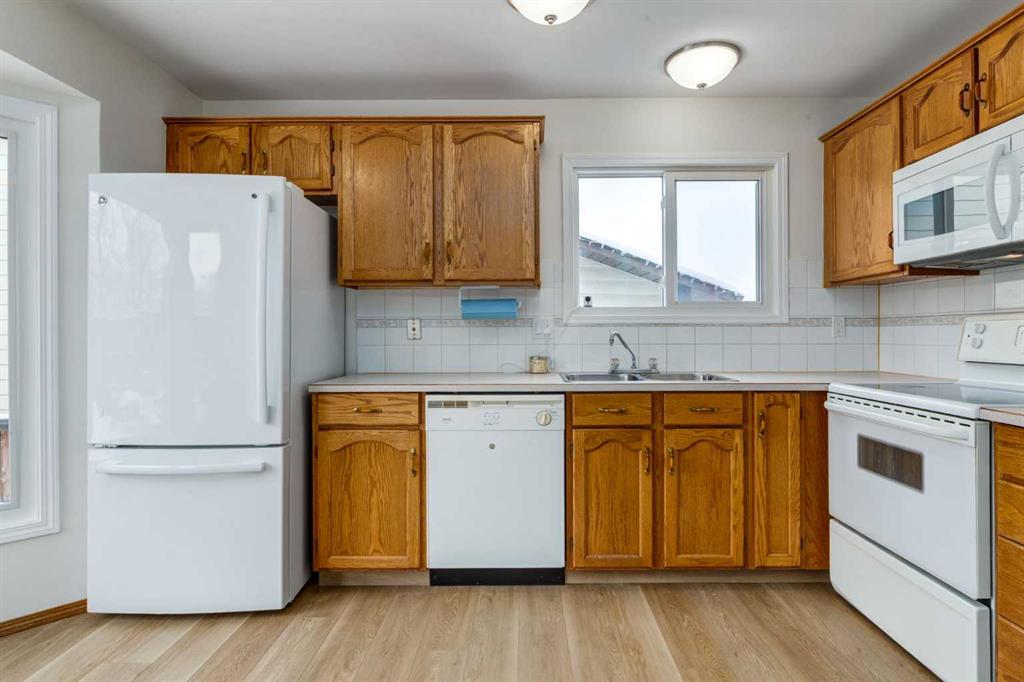 Picture for 60 bedford Circle NE