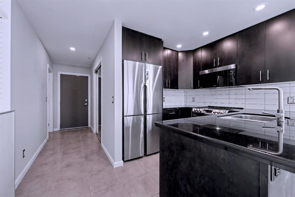 Picture for 2210, 210 15 Avenue SE