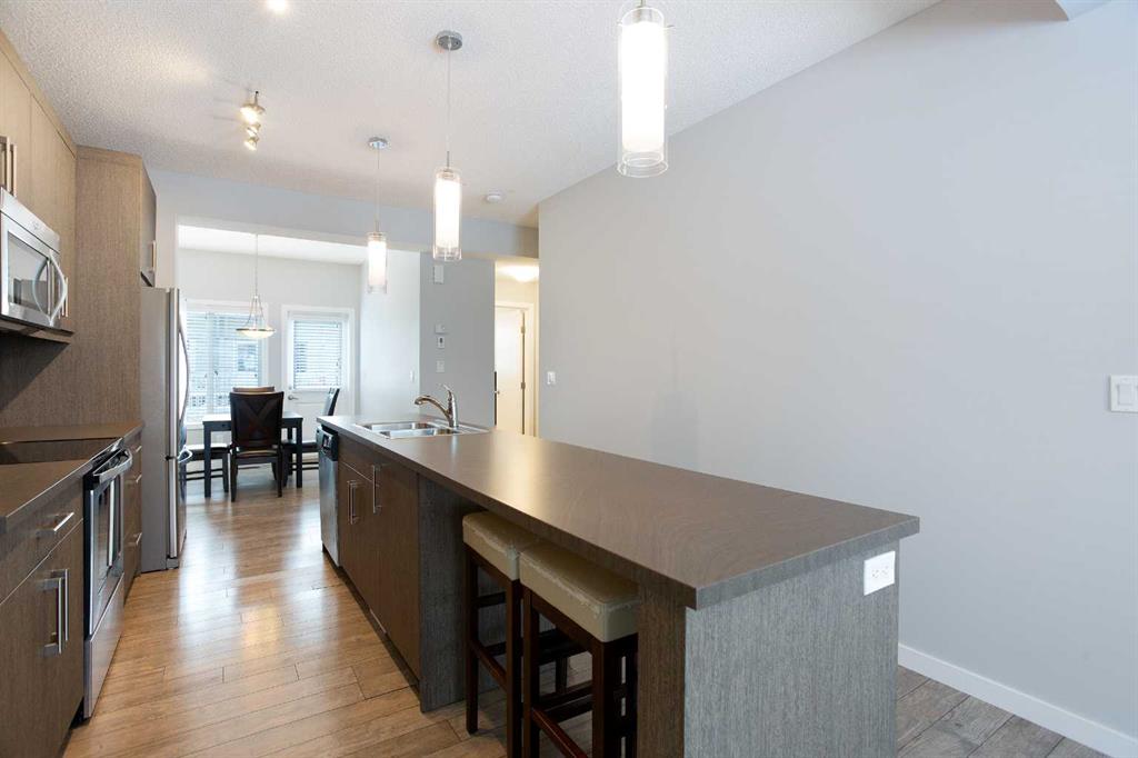 Picture for 227 Marquis Lane SE