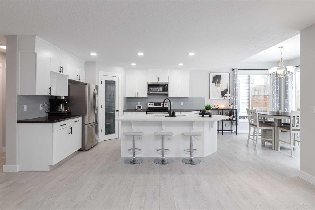 Picture for 86 Cougarstone Court SW