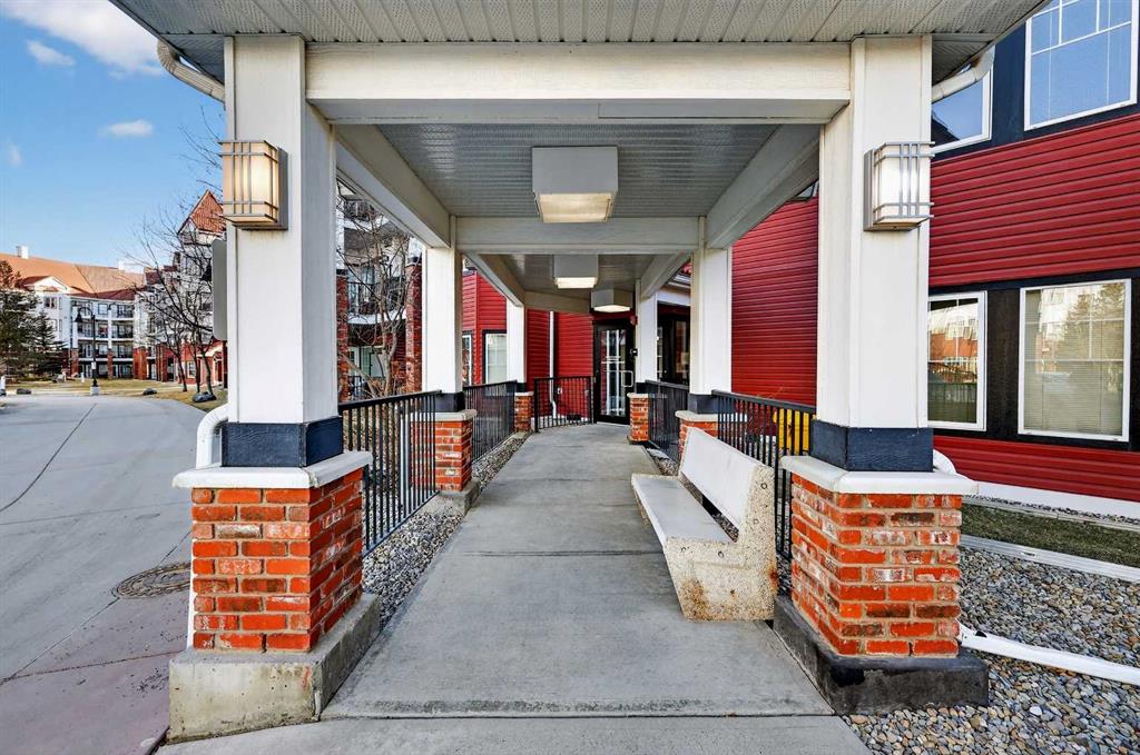 Picture for 406, 70 Royal Oak Plaza NW