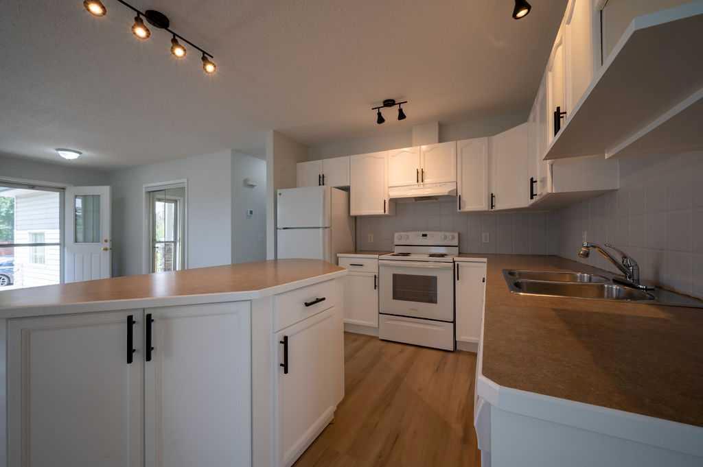 Picture for 269 Strathford Crescent 