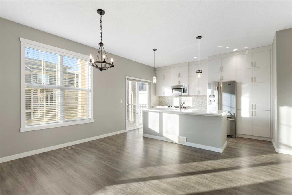 Picture for 405, 428 Nolan Hill Drive NW