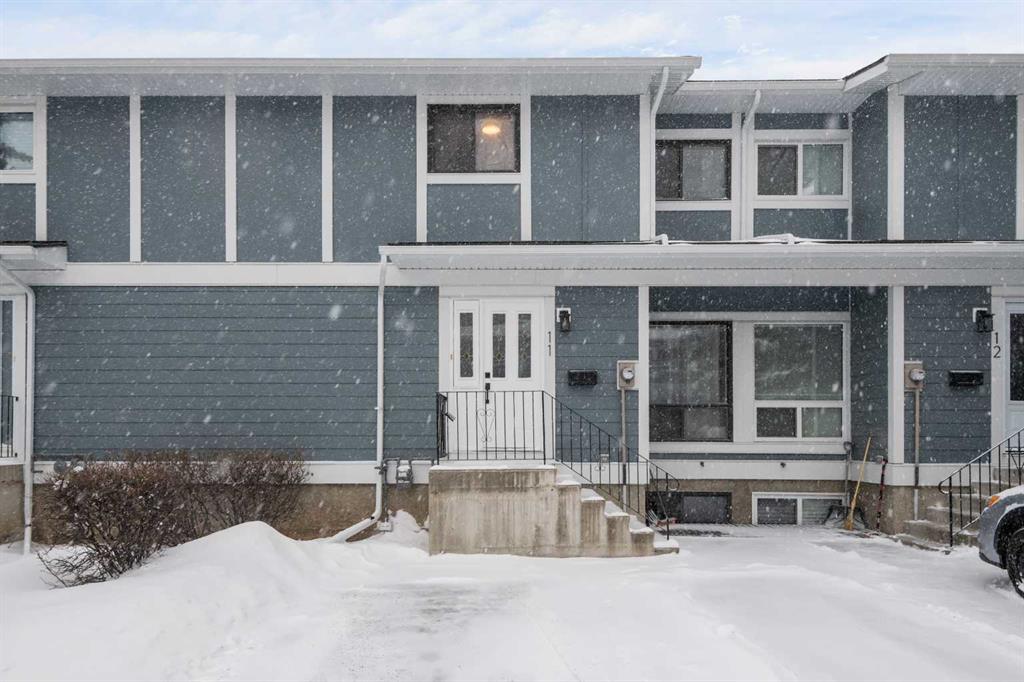 Picture for 11, 2210 Oakmoor Drive SW