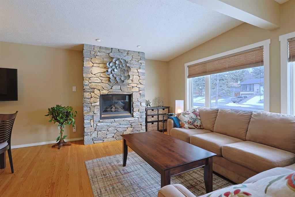 Picture for 5219 Brisebois Drive NW