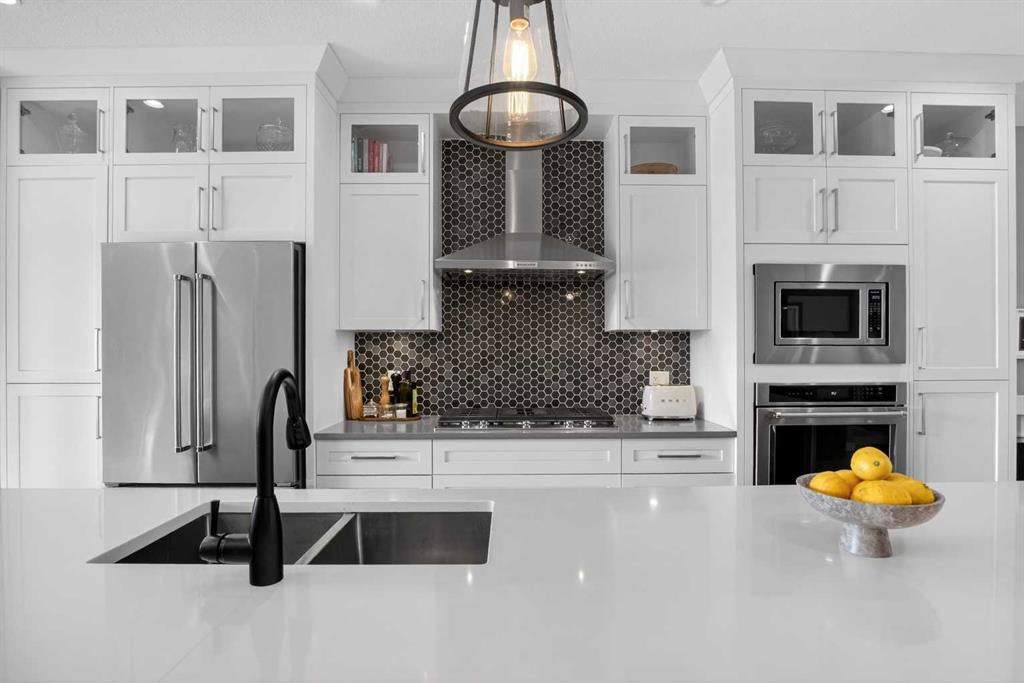 Picture for 4909 21 Avenue NW