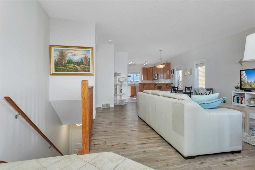 Picture for 2117 25 Avenue 