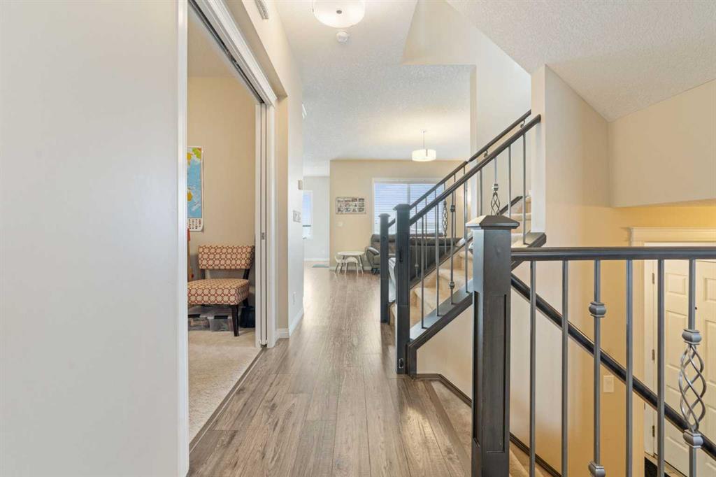 Picture for 352 Skyview Shores Manor NE