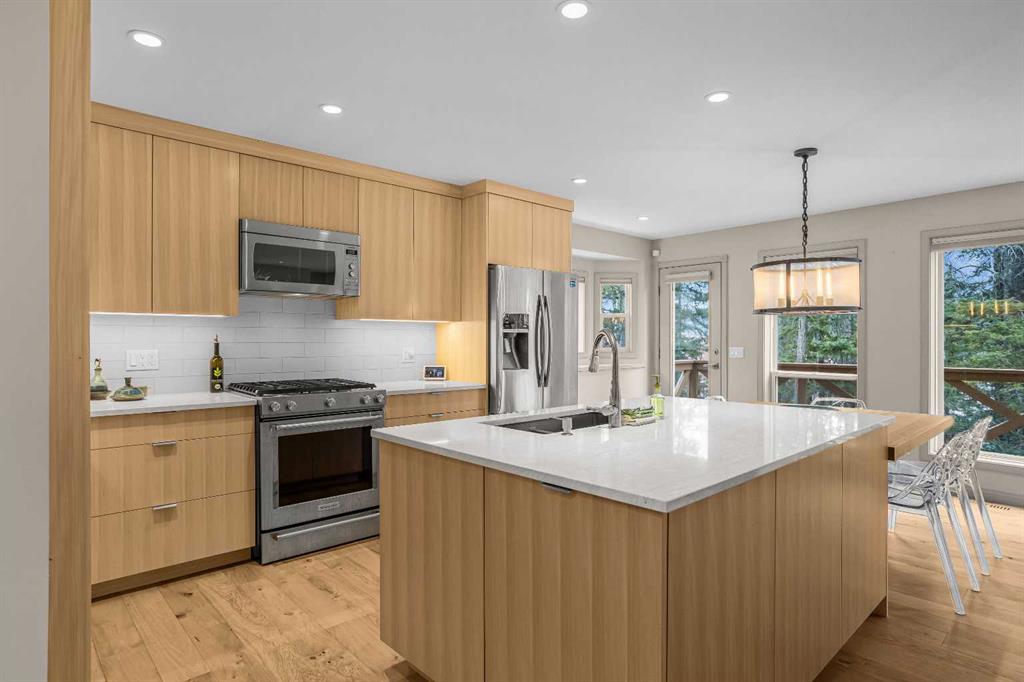 Picture for 3, 201 Carey  