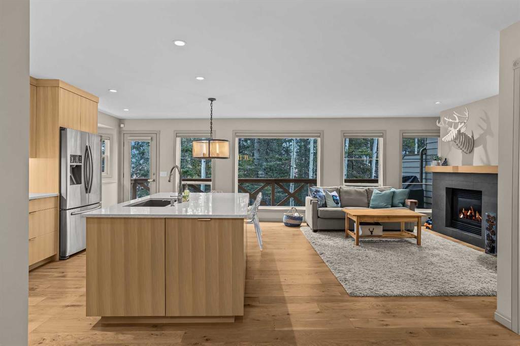 Picture for 3, 201 Carey  