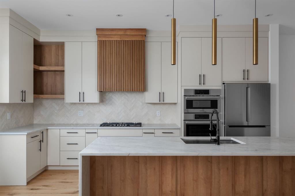 Picture for 2229 36 Street SW