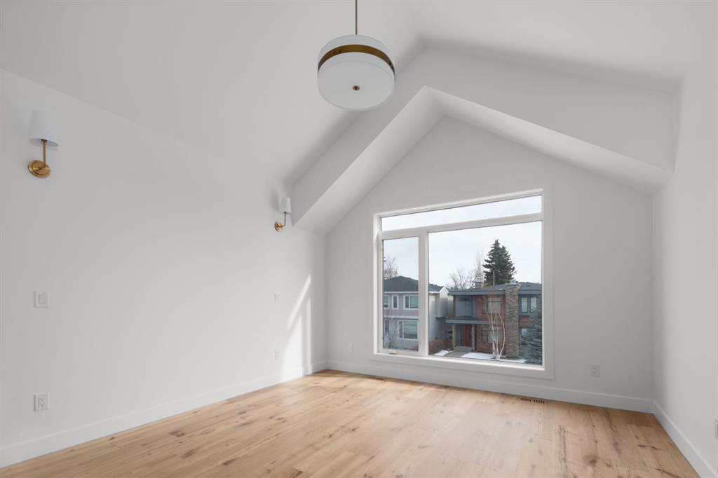 Picture for 2229 36 Street SW