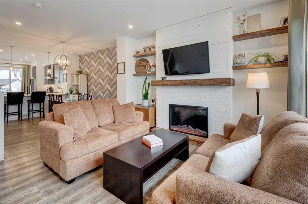 Picture for 146 Magnolia Square SE