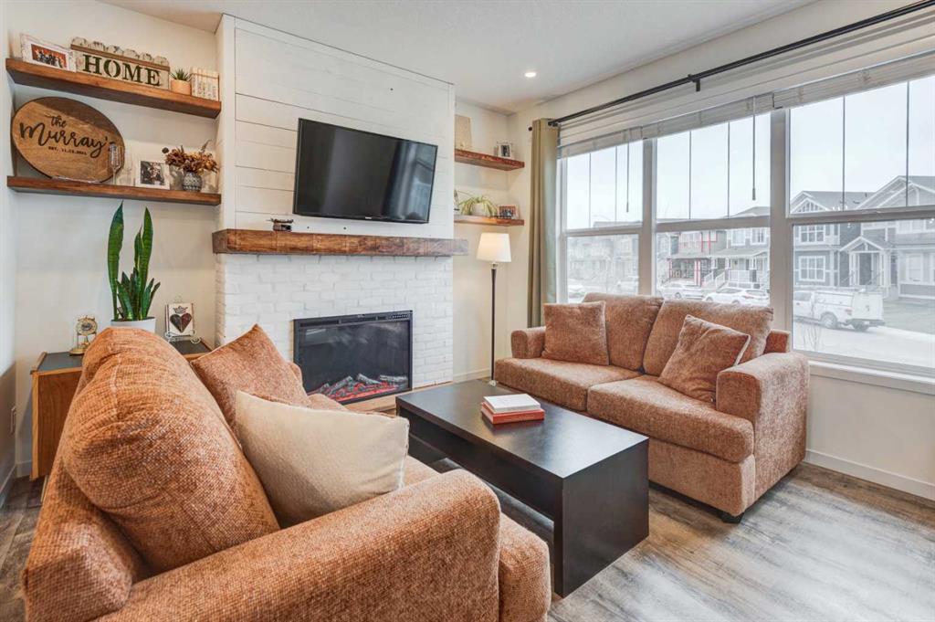 Picture for 146 Magnolia Square SE