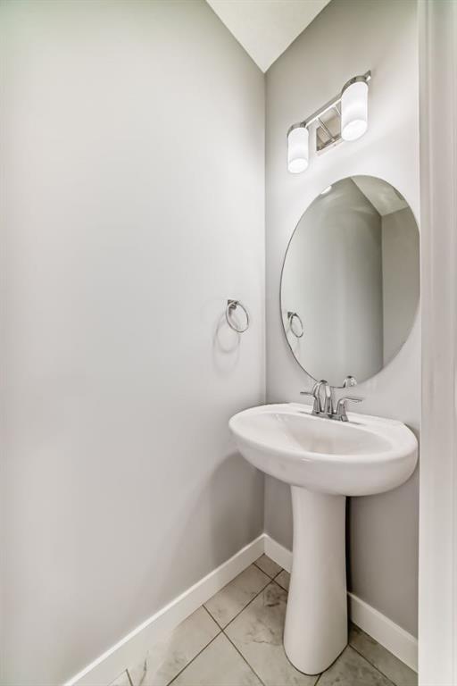 Picture for 56 Nolanhurst Crescent NW