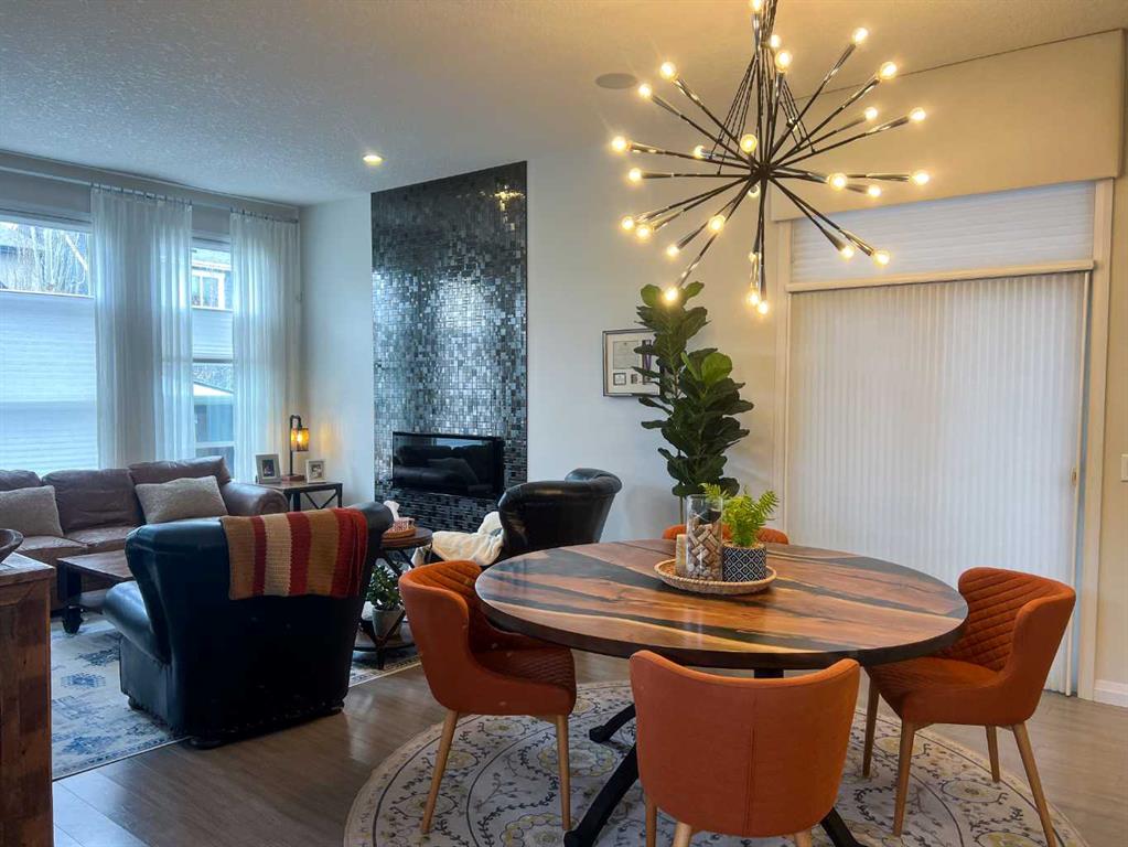 Picture for 366 Mahogany Boulevard SE