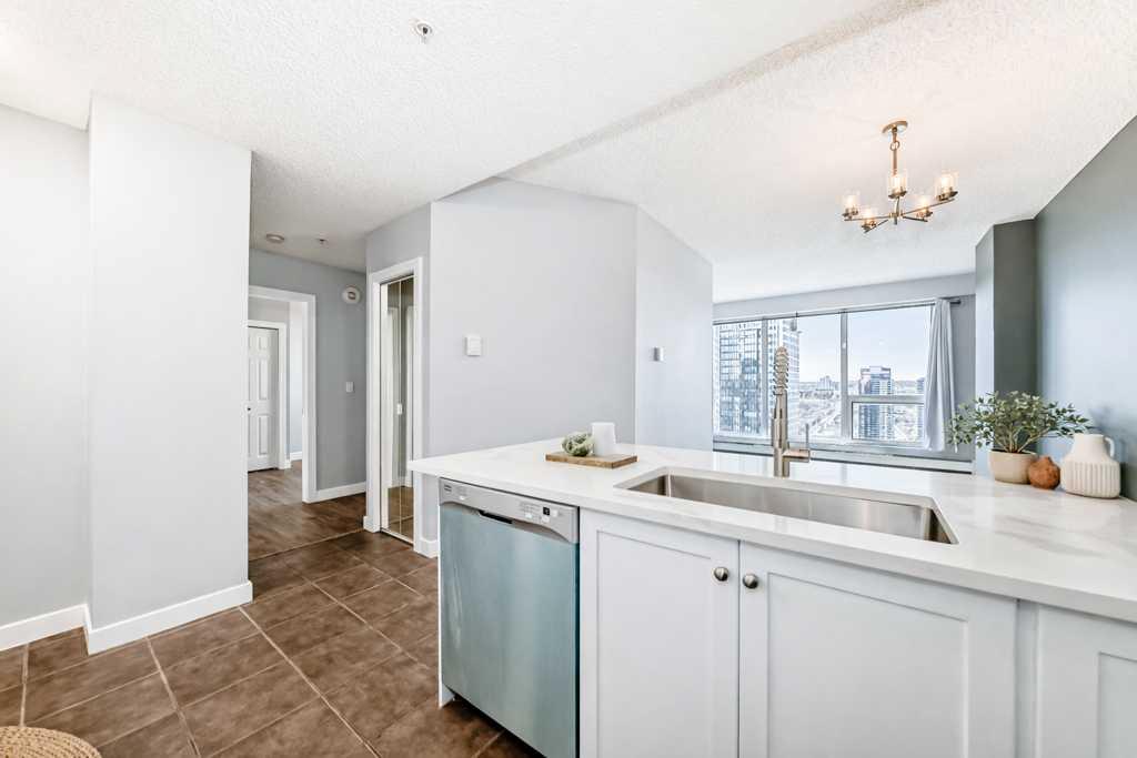 Picture for 2507, 1053 10 Street SW