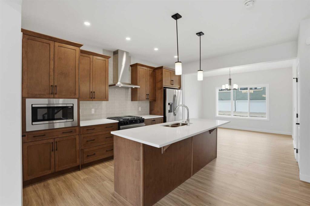 Picture for 80 Buffaloberry Manor SE