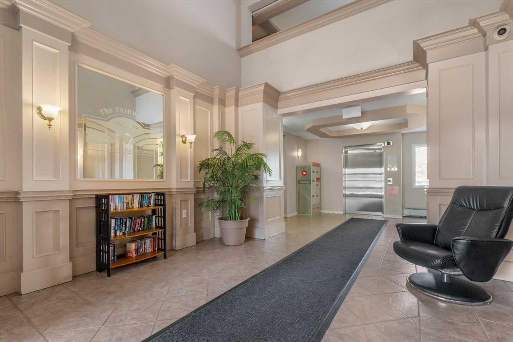 Picture for 217, 26 Country Hills View NW