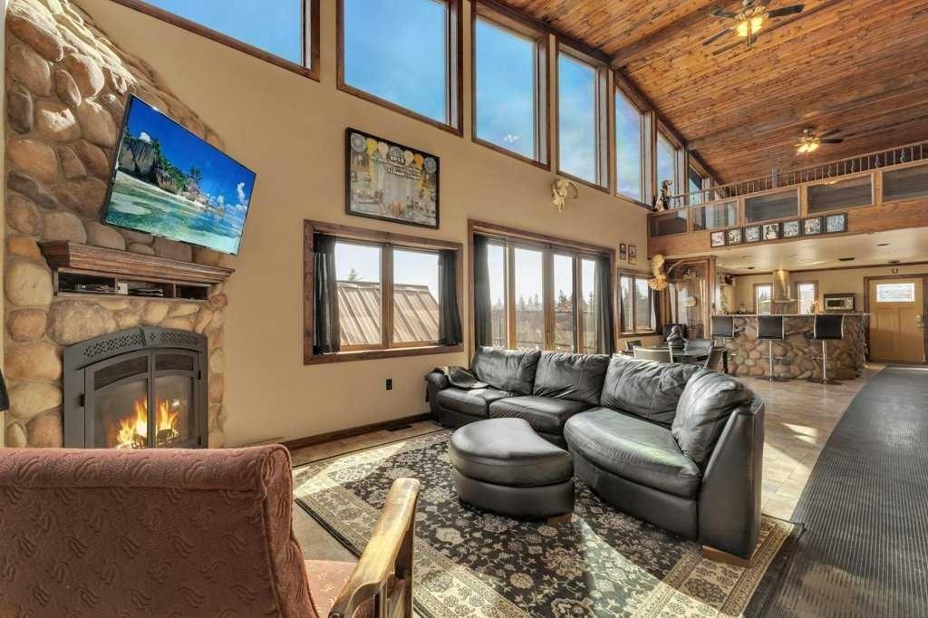 Picture for 34339 Range Road 14 Road 