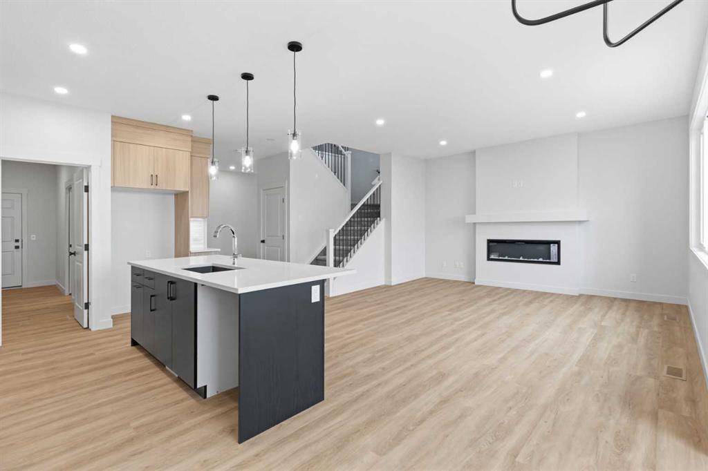 Picture for 190 Annette Landing NW