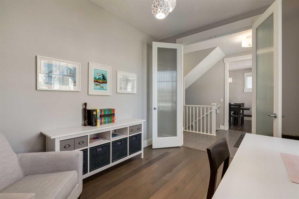 Picture for 76 Dieppe Drive SW