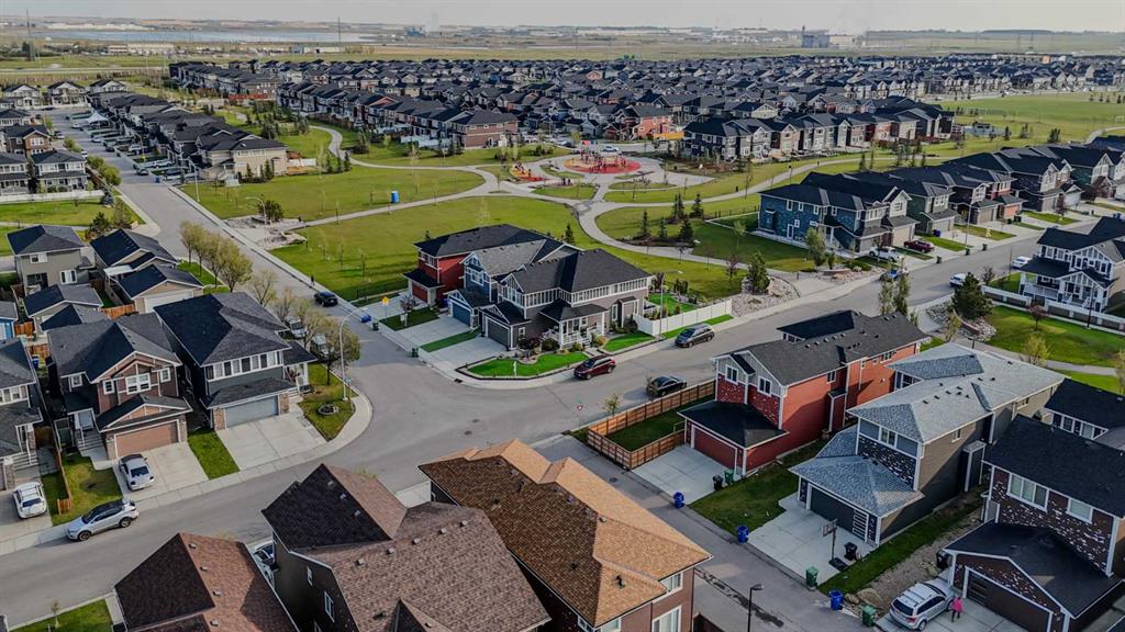 Picture for 100 Redstone Parade NE
