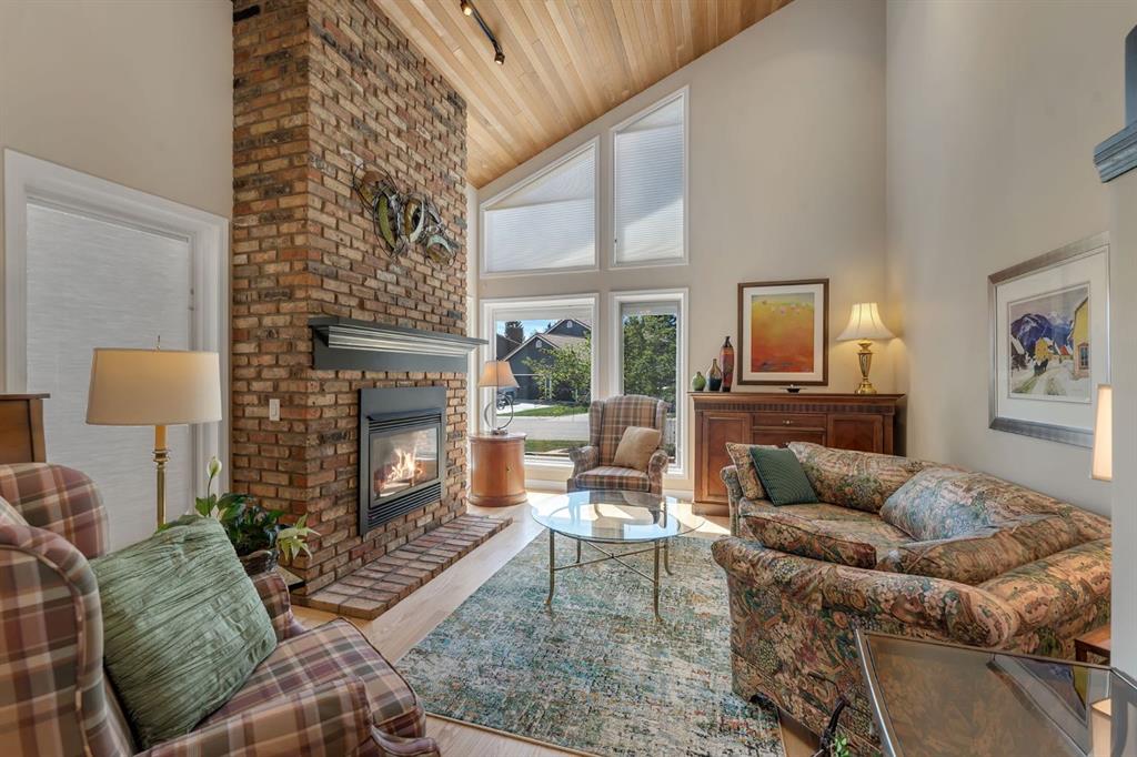Picture for 28 Woodacres Way SW