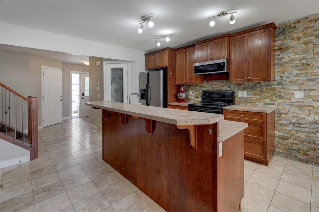 Picture for 15 Parklane Drive 