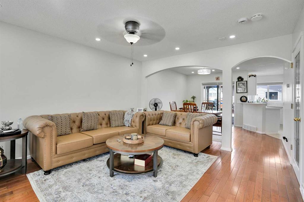 Picture for 143 Taralea Gardens NE