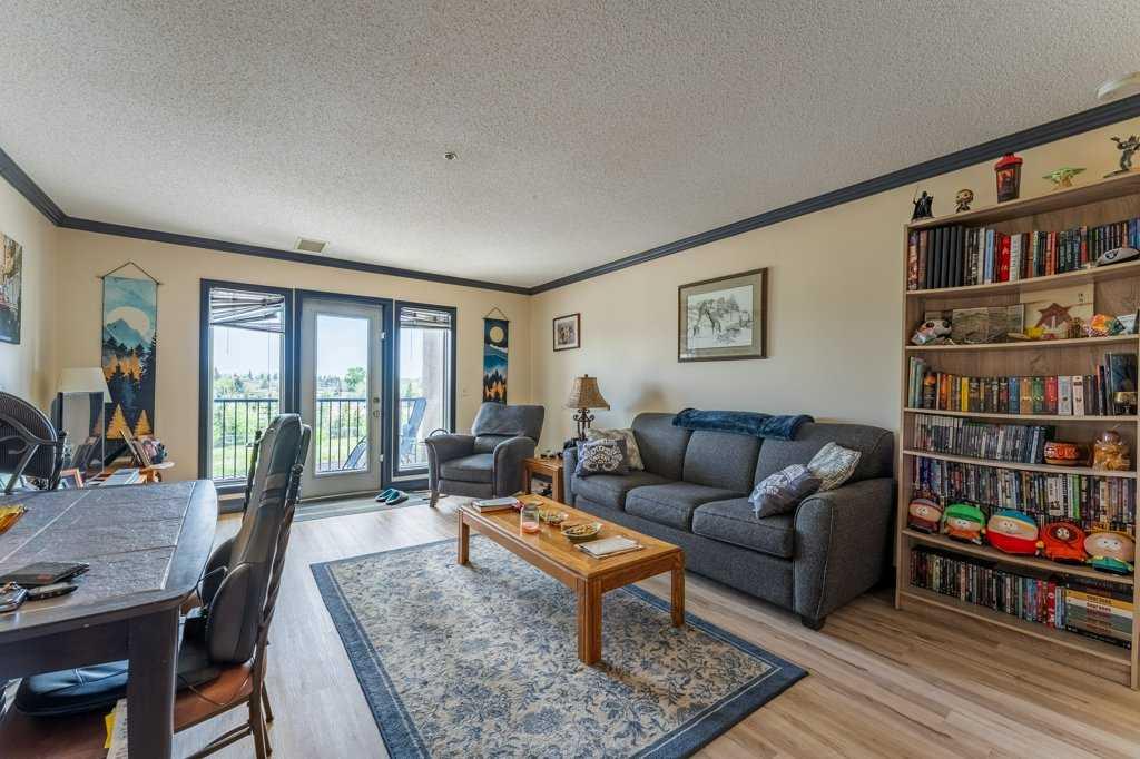 Picture for 303, 300 Edwards Way NW
