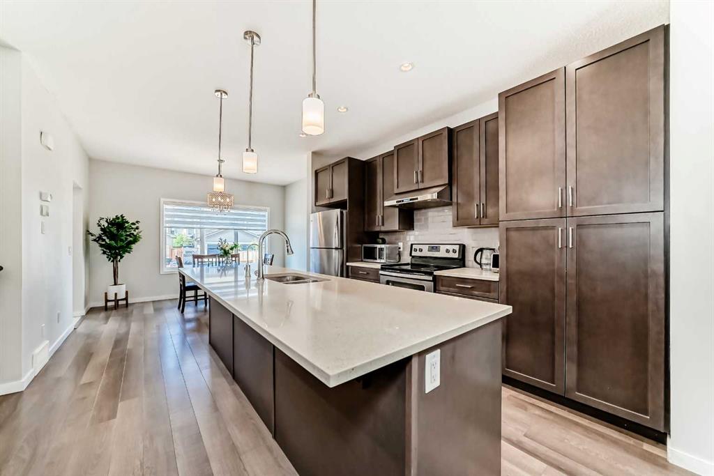 Picture for 151 Copperpond Rise SE