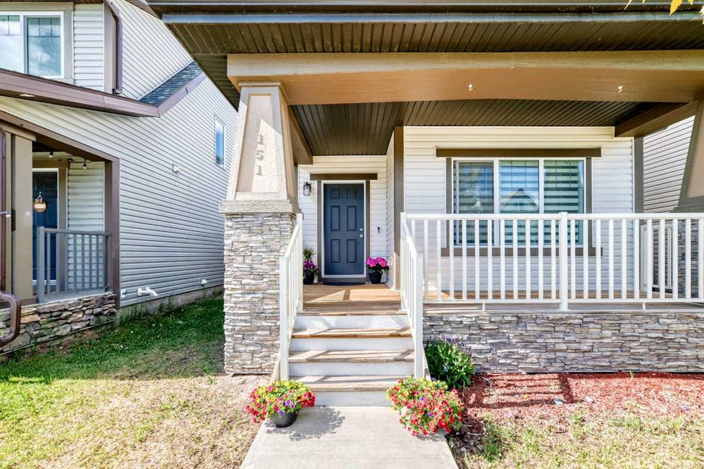 Picture for 151 Copperpond Rise SE