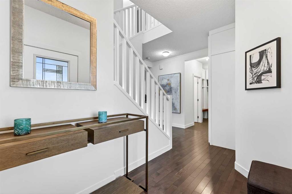 Picture for 13 Cranarch Place SE