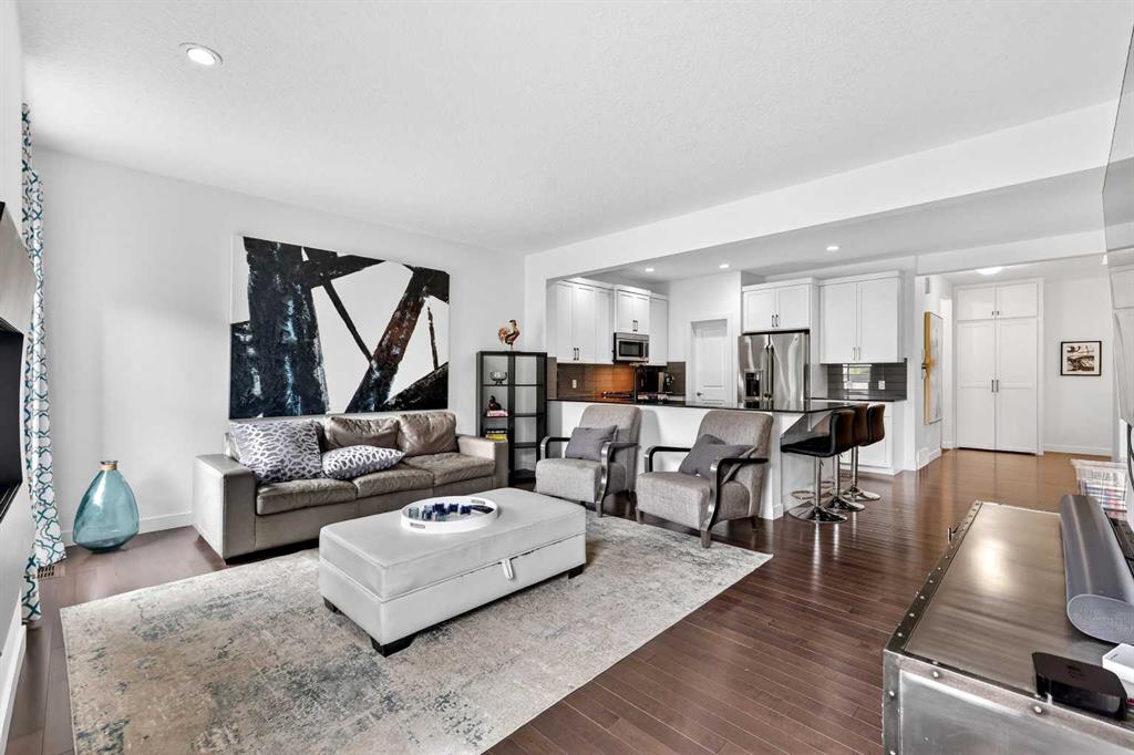 Picture for 13 Cranarch Place SE