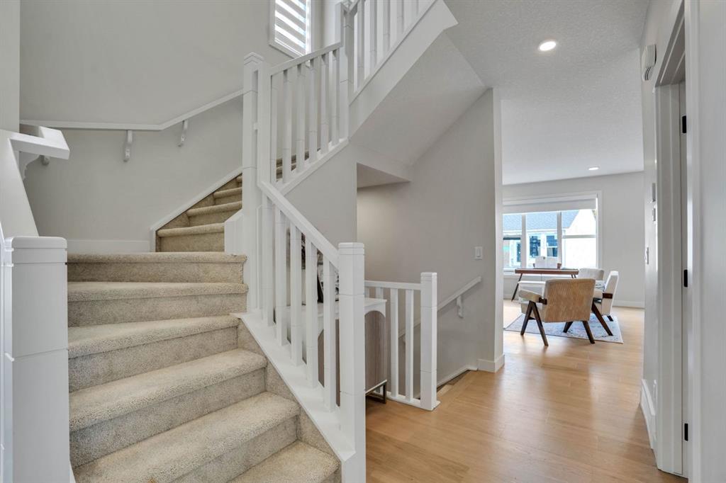 Picture for 101 Wolf Hollow Terrace SE