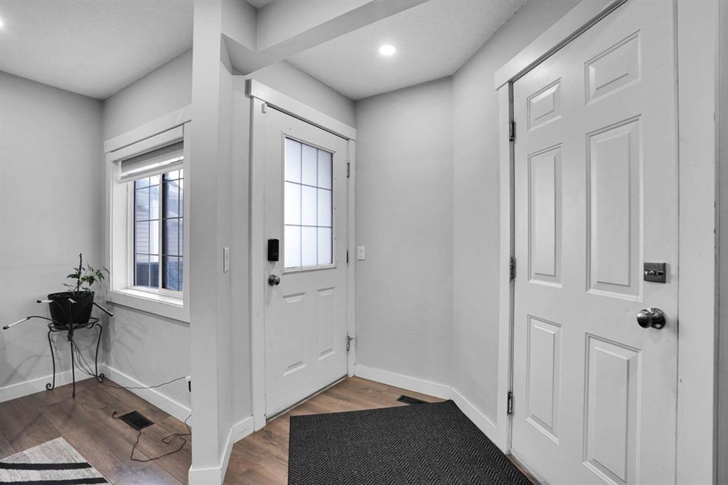 Picture for 63 Saddlemont Crescent NE