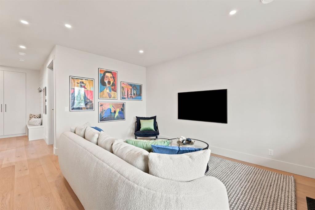 Picture for 101, 1700 73 Street SW