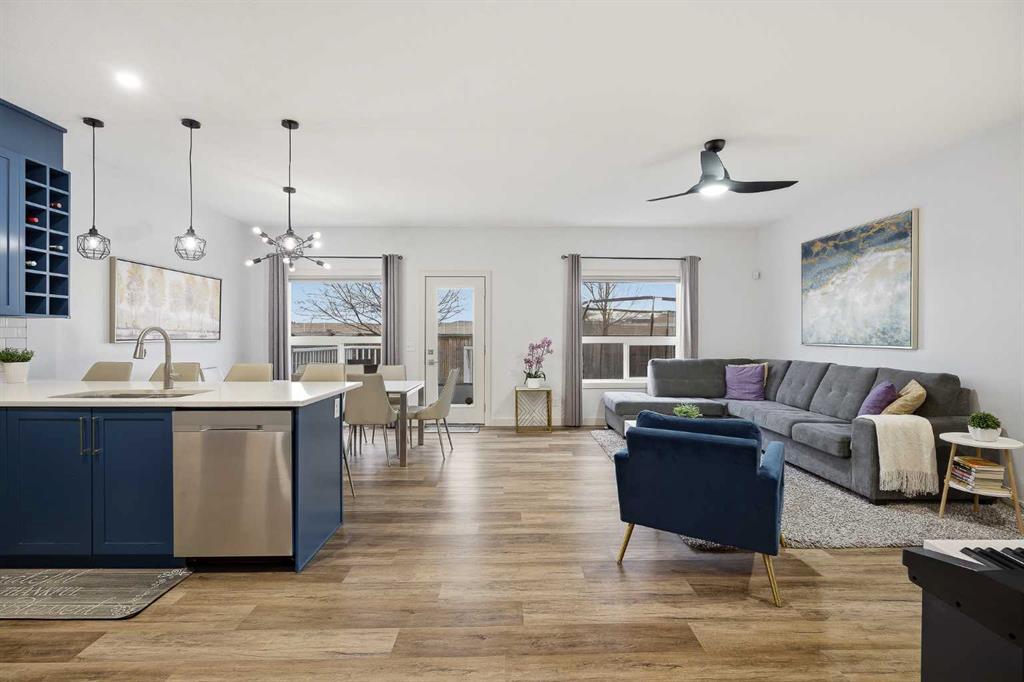 Picture for 107 Everwoods Park SW