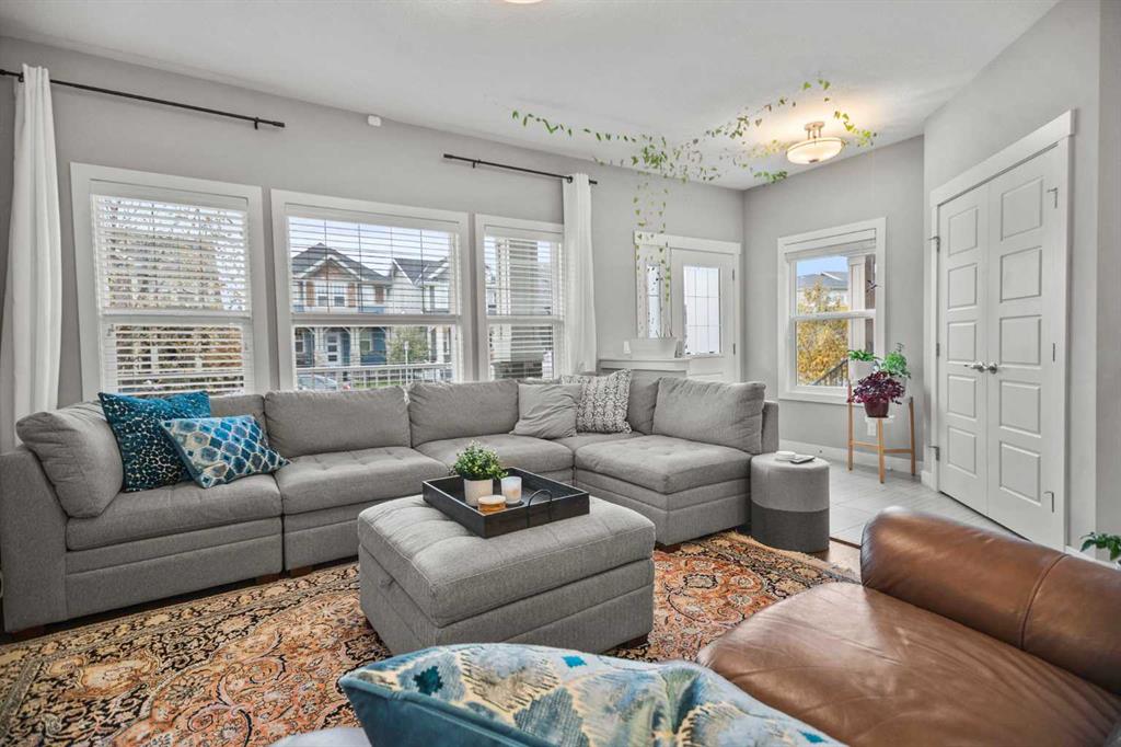 Picture for 412 Evanston Way NW https://www.cirrealty.ca/reb/creb/13/A2266713_14.jpg