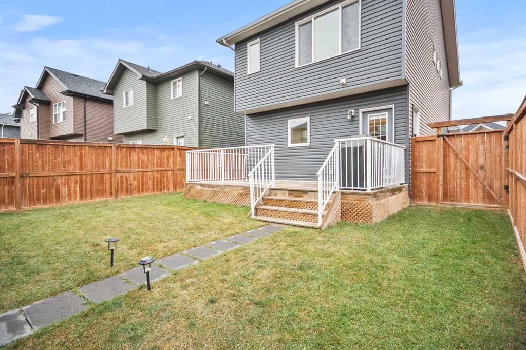Picture for 412 Evanston Way NW https://www.cirrealty.ca/reb/creb/13/A2266713_35.jpg