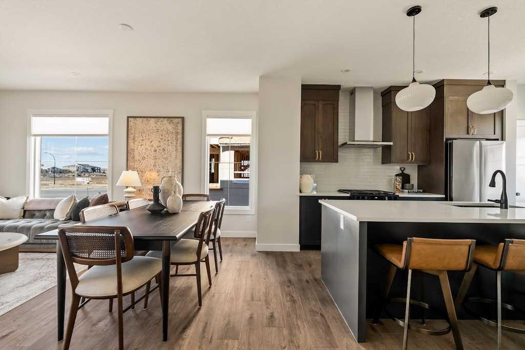 Picture for 15030 Centre Street NE