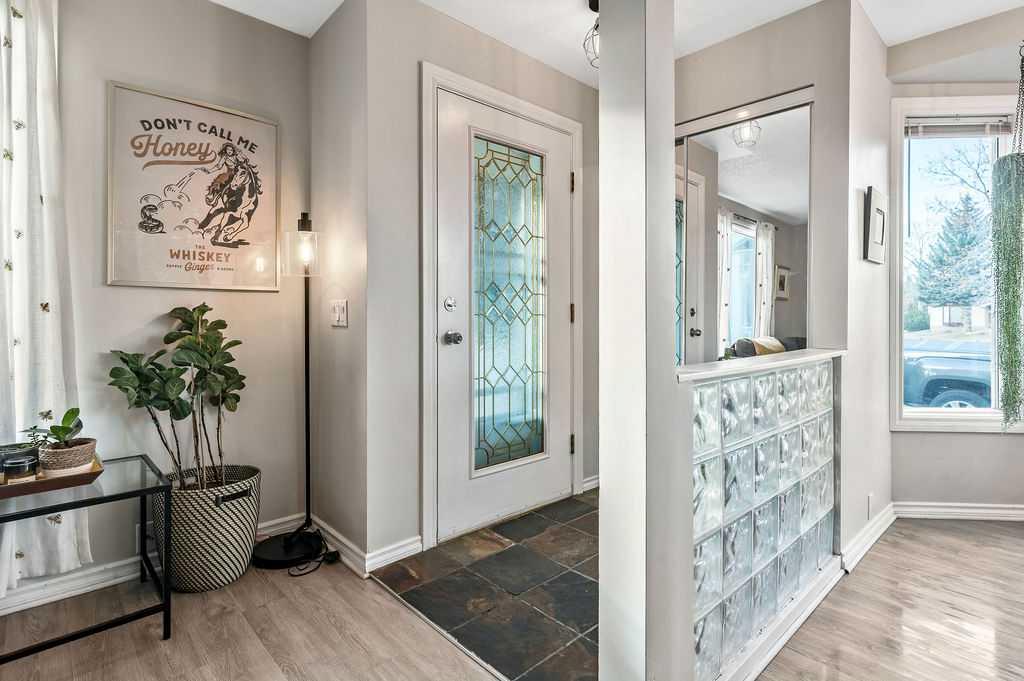 Picture for 106 Woodfield Close SW