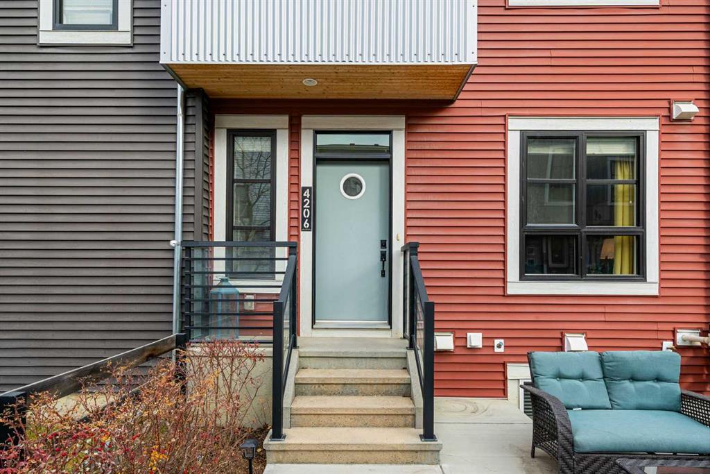 Picture for 4206, 100 Walgrove Court SE