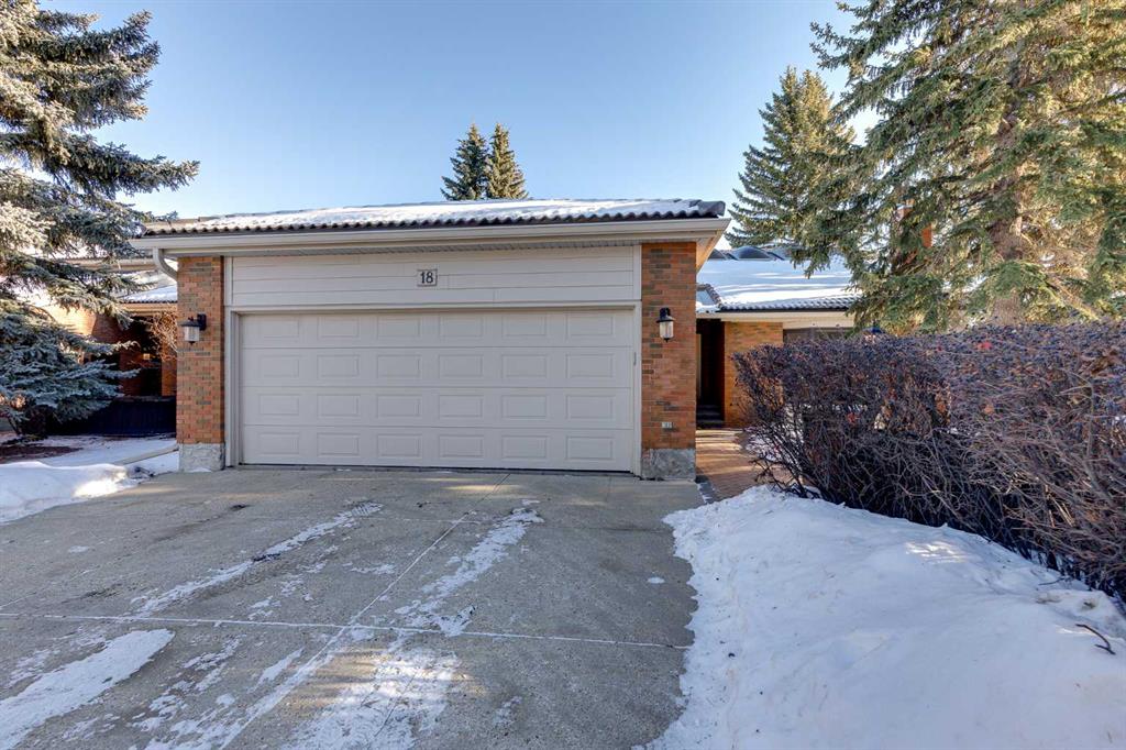 Picture for 18, 35 Oakmount Court SW