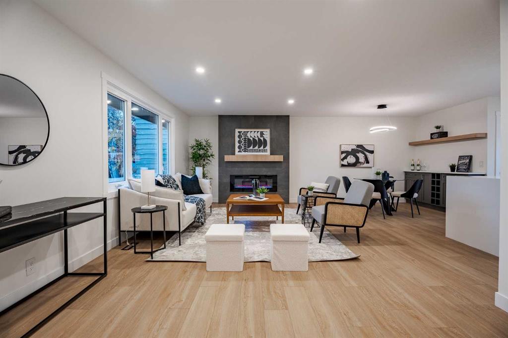 Picture for 1024 Hunterston Place NW