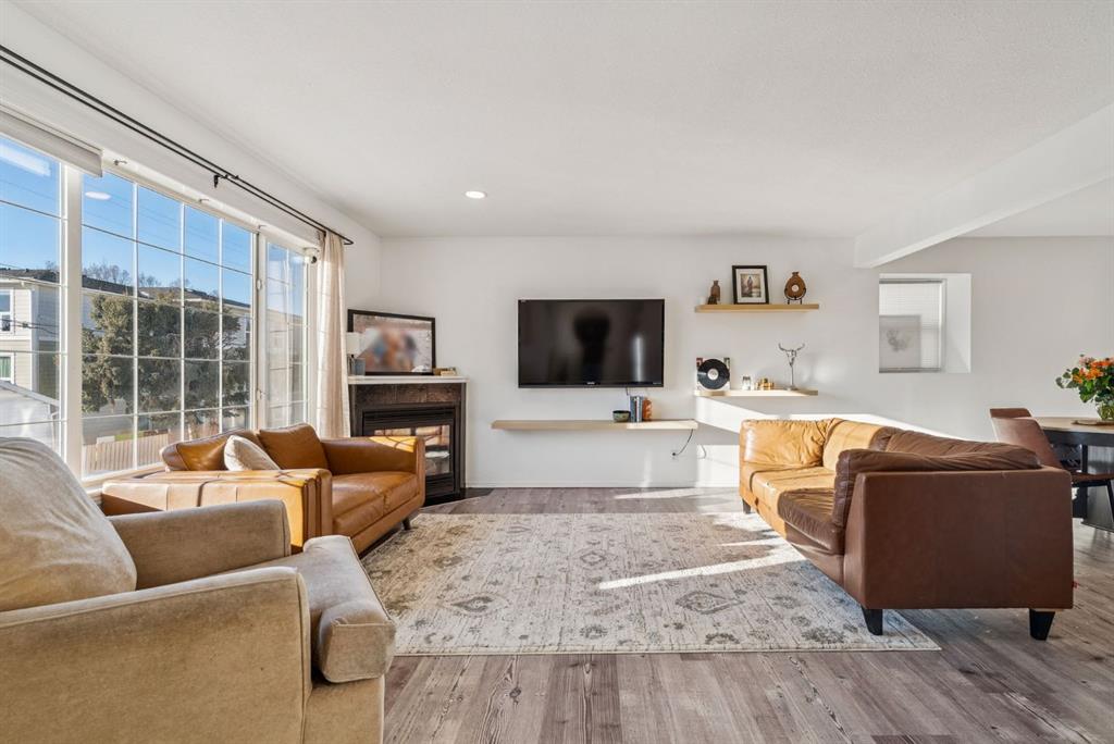 Picture for 7, 304 Ross Avenue 