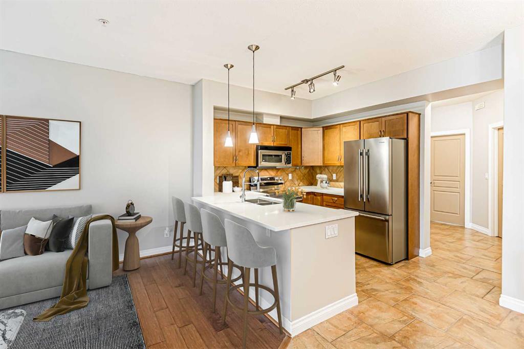 Picture for 3, 148 Rockyledge View NW